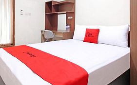 Reddoorz Near Hartono Mall 3